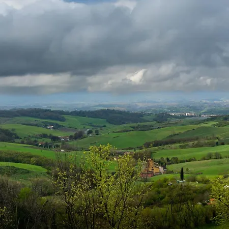 Rossotoscano Bed & Breakfast Piantravigne